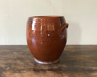 Ovoid Redware Pottery Jar With Manganese Decoration, Attributed To Norwalk, Connecticut, c. 1840
