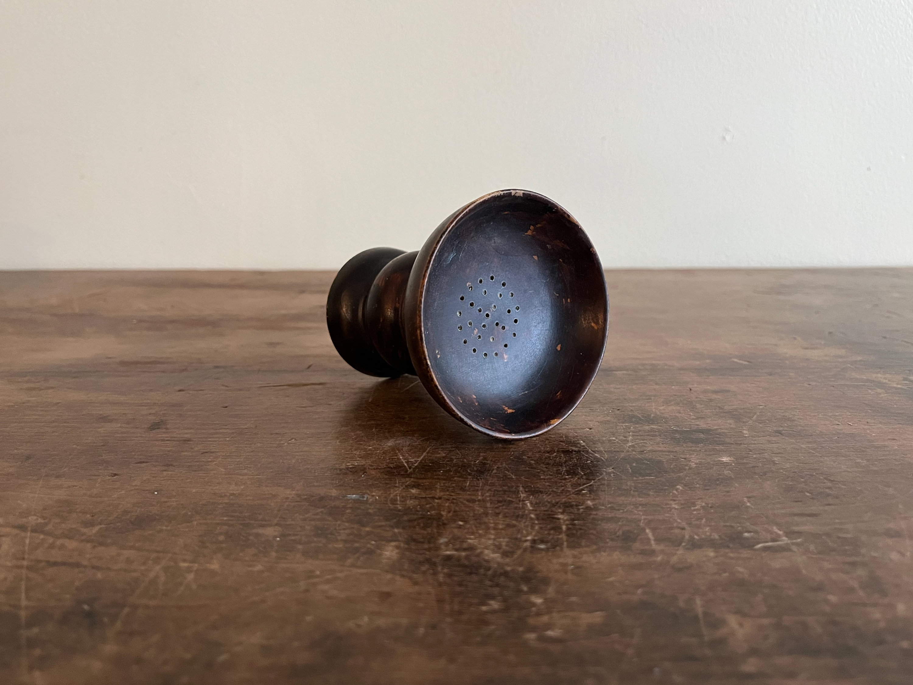 Treen Pounce Pot Or Sander, Original Grain Painted Surface, Attributed To Silliman & Company, Chester, Connecticut, Mid 19th Century