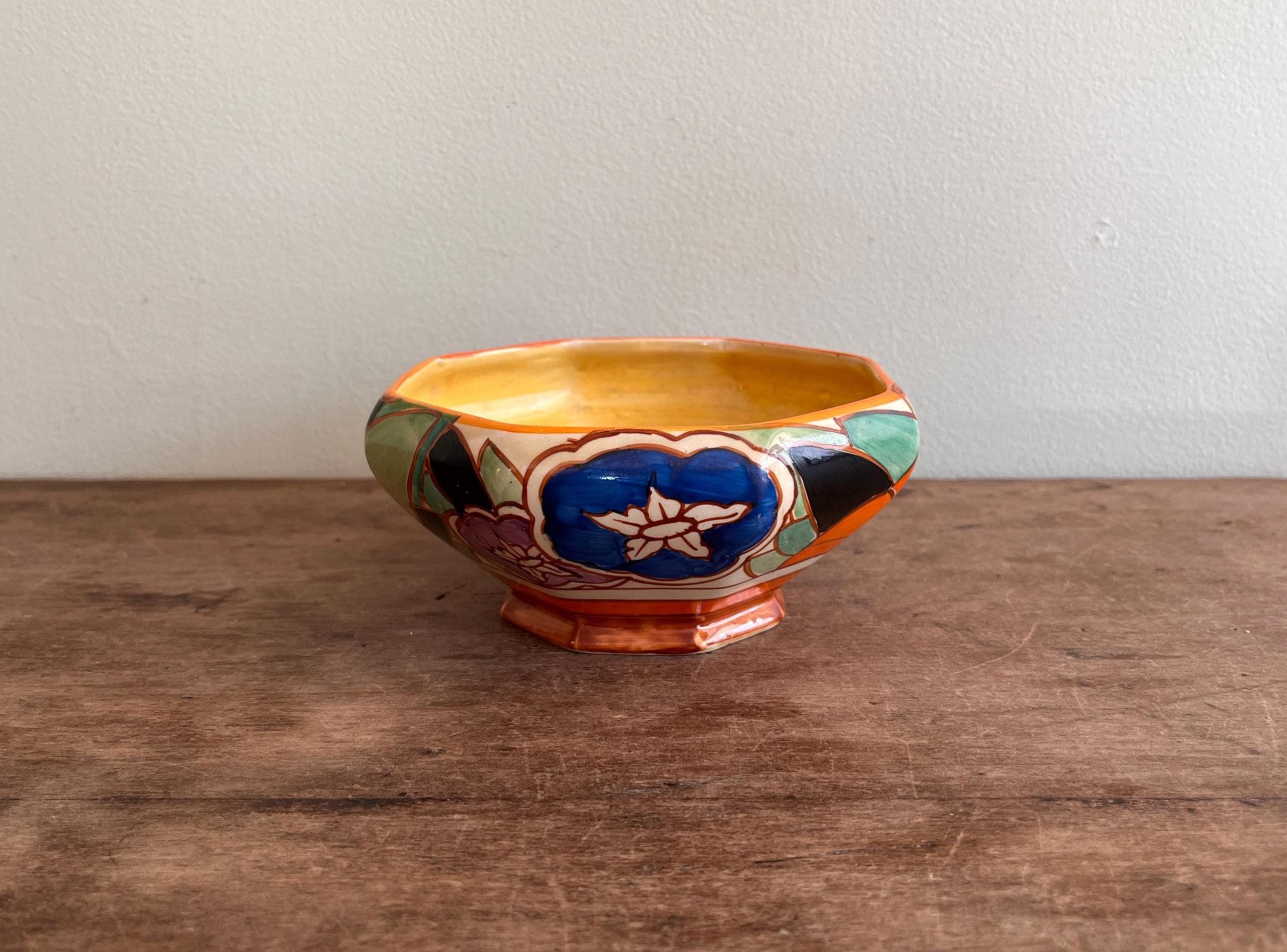 Clarice cliff pottery - Etsy 日本