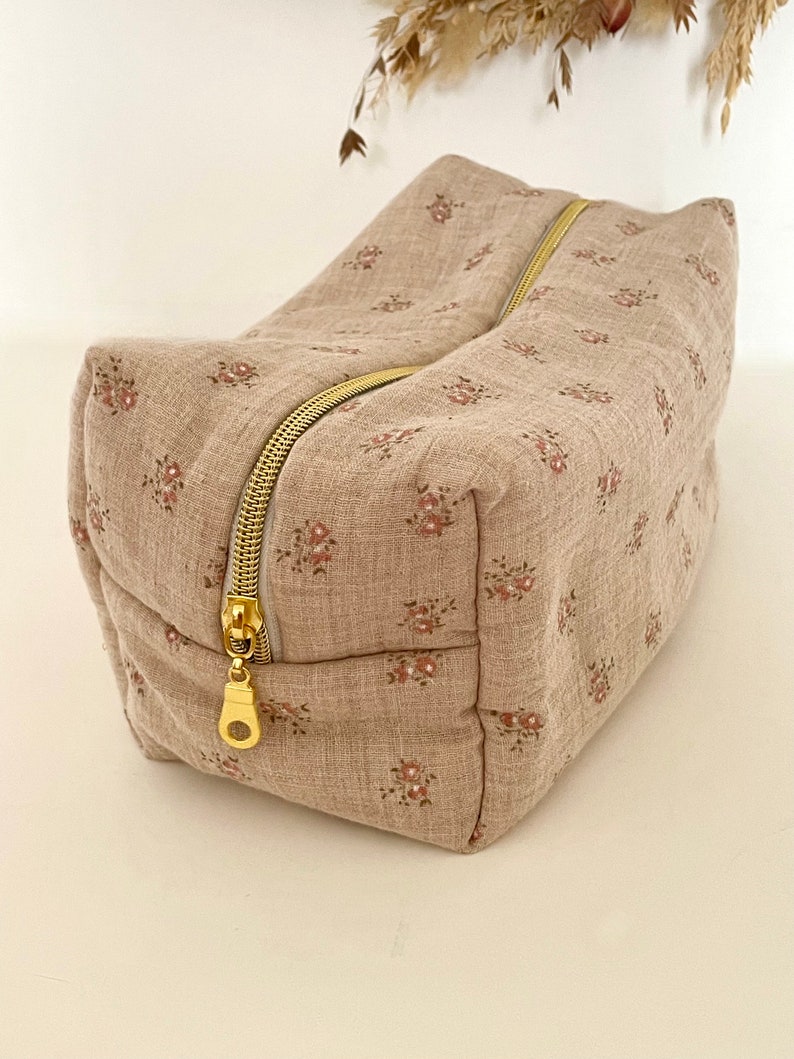 Rosie floral double gauze terracotta toiletry bag image 1