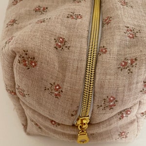 Rosie floral double gauze terracotta toiletry bag image 9