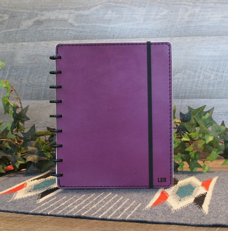 Leather Personalized Discbound Planner Cover image 2