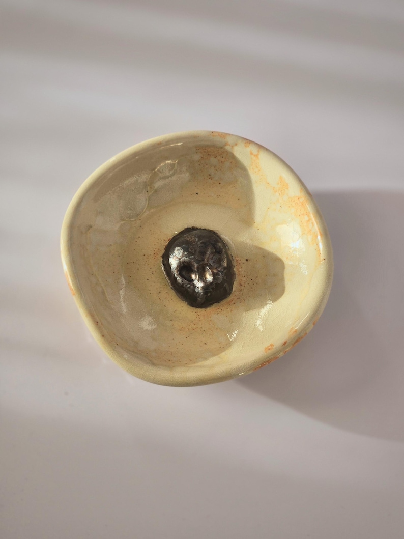 ceramic trinket dish handmade ring holder gothic key tray stoneware altar plate skull pottery jewelry storage alternative homeware Metal Shino