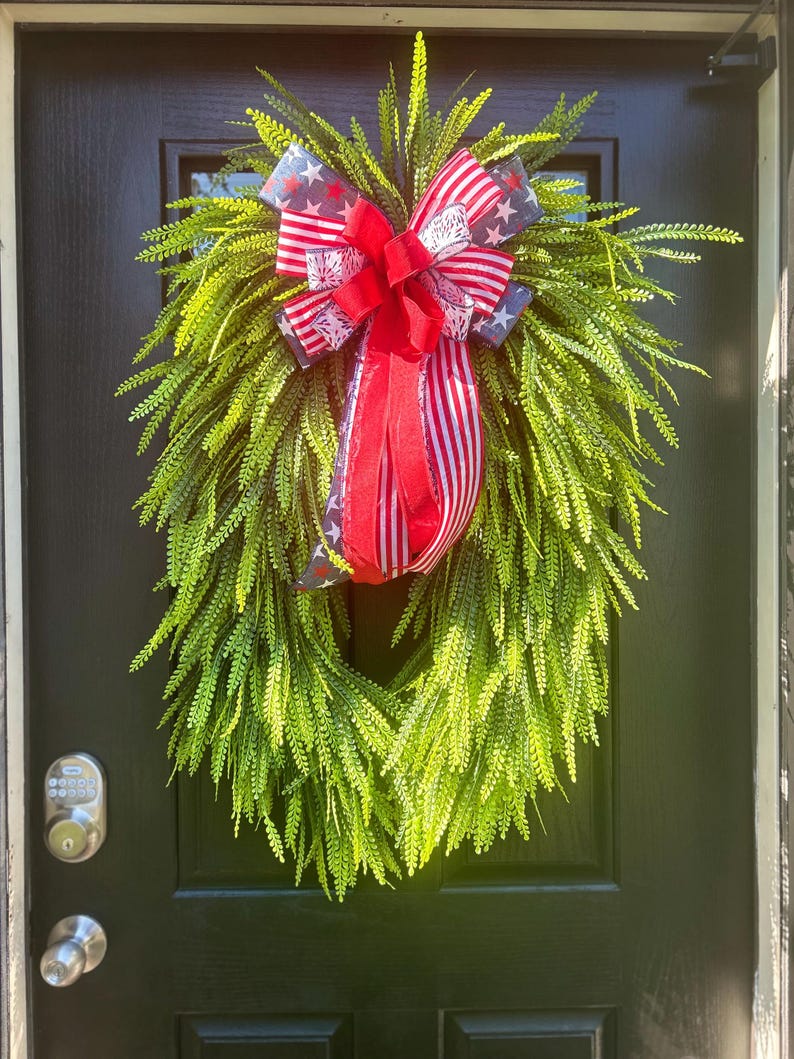 Beaded Fern Wreath, Grapevine Base, Everyday Front Door Decor image 4