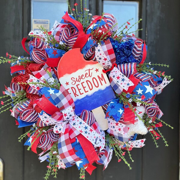 Patriotic Door Decor, 4th of July Wreath, Ice Cream 4th of July Wreath, Mantle Decor, Housewarming Gift, Office Decor, Sweet Freedom Wreath