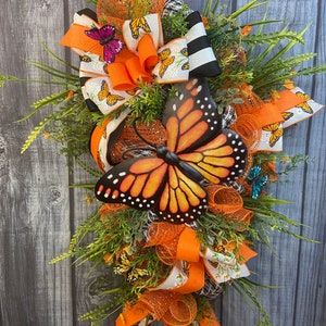 Monarch Butterfly Swag , Monarch Decor, Decor For Your Door, Door Decor, Everyday Swag, Summertime Swag, Summer Decor, Butterfly Swag Wreath