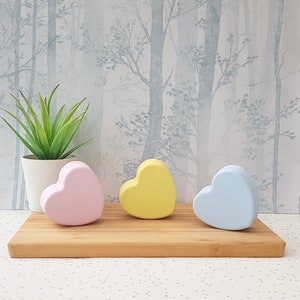 Pastel Heart | pastel decor / concrete heart