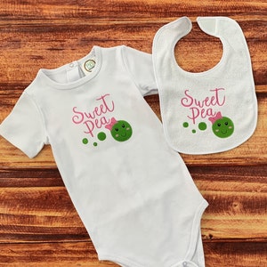 Sweet Pea Baby Gift, Grandma's Sweet Pea, Sweet Pea Baby Shower, New Baby Gift, Sweet Pea Bodysuit, Bib for Baby Girl, Gift for Baby Girl
