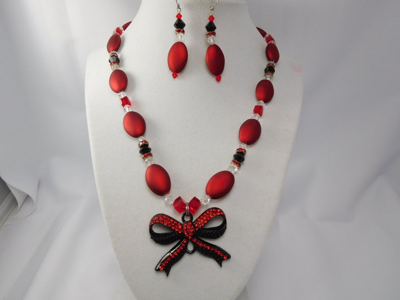 Valentine Jewelry Set Red Necklace Bow Pendant Image 0