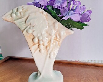 Vintage 1940s McCoy Vase Grapevine Fan Pottery