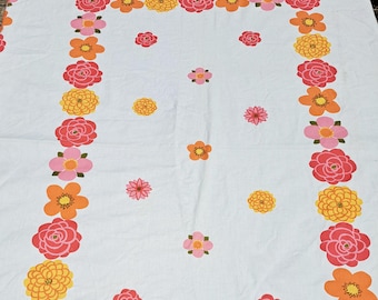 Vintage 1960s 1970s Tablecloth Flower Power Print Large Rectangle