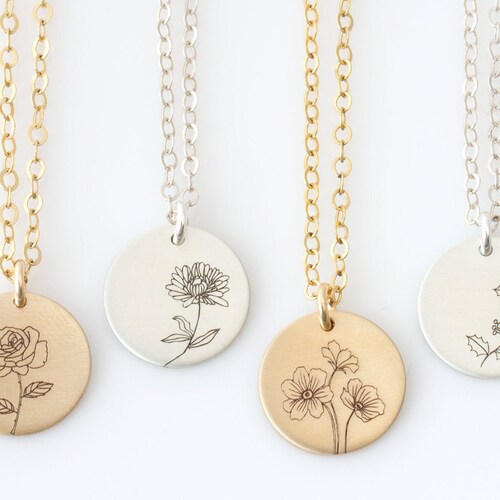 Birth Flower Necklace Mom Necklace 