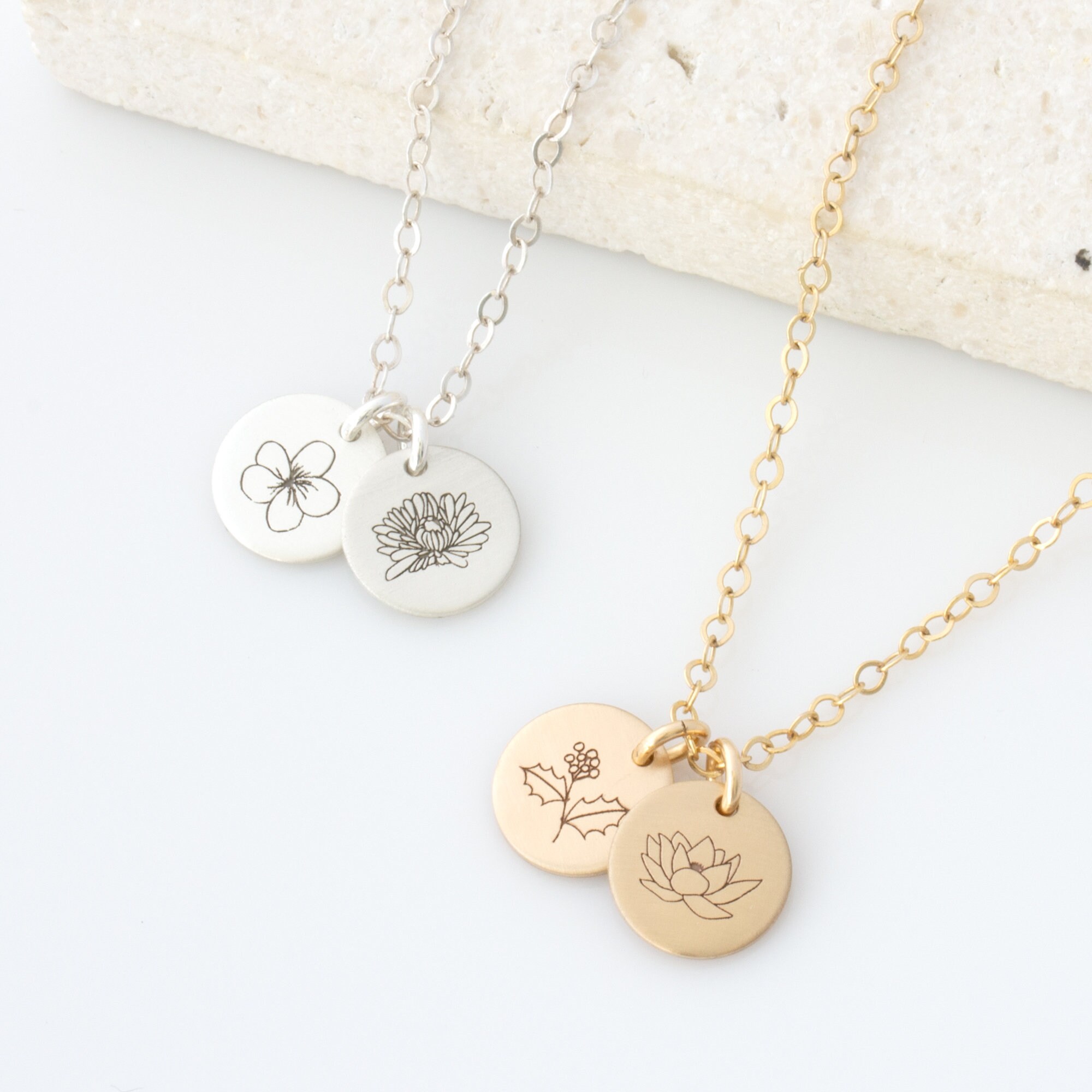 Birth Flower Necklace/ Rose Flower Necklace / Mom Necklace / Etsy