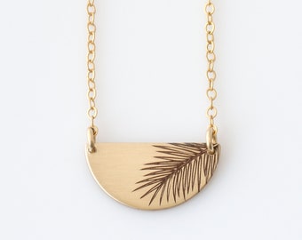 Tropical Ak\u00e9bou necklace