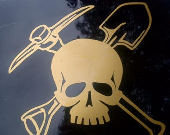 Large Gold Miner Skull Pick & Shovel