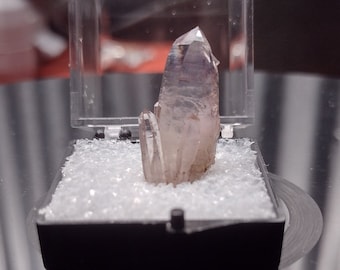 SW Washington Amethyst Thumbnail Display