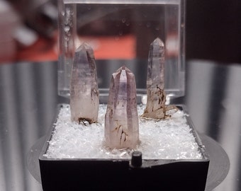 スミソナイト ツメブ鉱山、ナミビア 結晶鉱物標本 - Etsy 日本