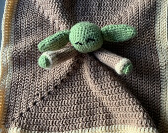 Patrón de crochet Baby Green Alien Lovey
