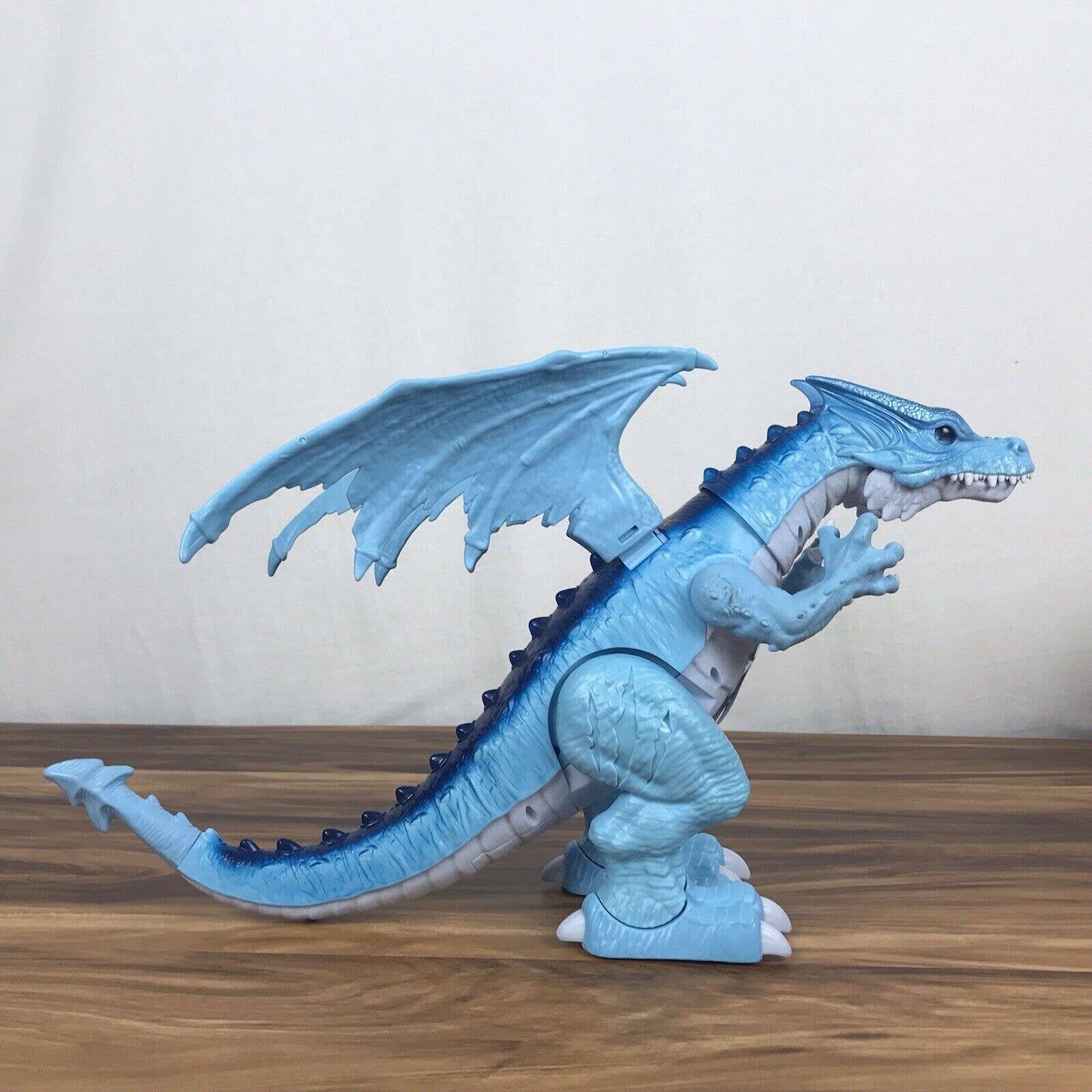 Robo Alive Roaring Ice Dragon Battery Powered Robotic Toy - Etsy Robo Alive Roaring Ice Dragon Battery Powered Robotic Toy - Etsy