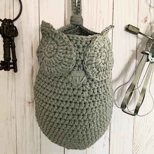 Crochet owl plastic bag holder hot sale