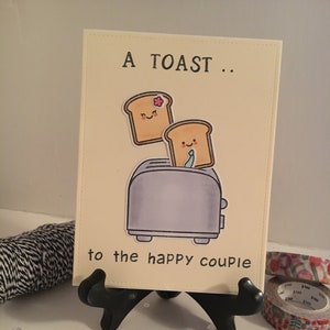 Tarjeta de boda "Let's Toast" - Boda, Compromiso, Boda divertida, Felicidades, ducha nupcial, Ducha de boda, Tostadas de boda, Pun de comida