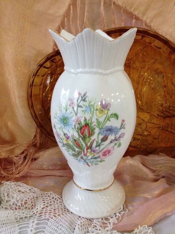 Aynsley Wild Tudor Large Crown Vase 8 Inch 21 Cm As New Etsy