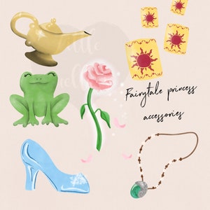 Peut inclure: Illustration &agrave; l'aquarelle d'accessoires de princesses de contes de f&eacute;es. Comprend une lampe dor&eacute;e, une grenouille verte, une rose rose, un chausson de verre bleu, un collier et des lanternes flottantes avec un motif de soleil. Le texte dit "Fairytale princess accessories."