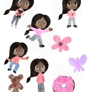 Puede incluir: Ilustraciones en acuarela de una ni&ntilde;a en varias poses, con un su&eacute;ter rosa y pantalones grises. La imagen incluye un oso de peluche, una flor rosa, una mariposa morada y una rosquilla rosa con chispas. La ni&ntilde;a tiene cabello oscuro y diferentes expresiones faciales.