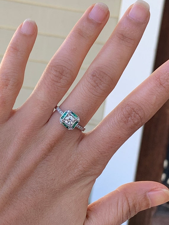 Emerald and diamond ring - image 9