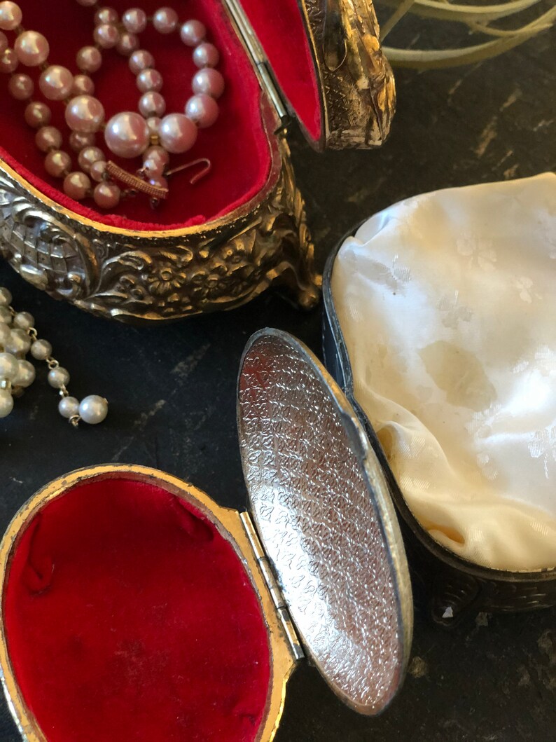 Vintage jewelry casket/'s jewelry box velvet and satin lined jewel box antique trinket box tray presentation engagement box gold silver