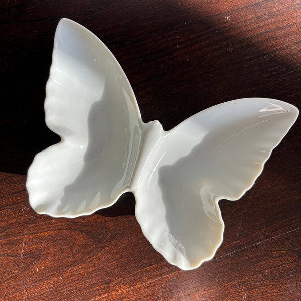 Vintage white butterfly shaped porcelain dish trinket tray ring dish saucers bridal shower butterfly lover gift ash tray