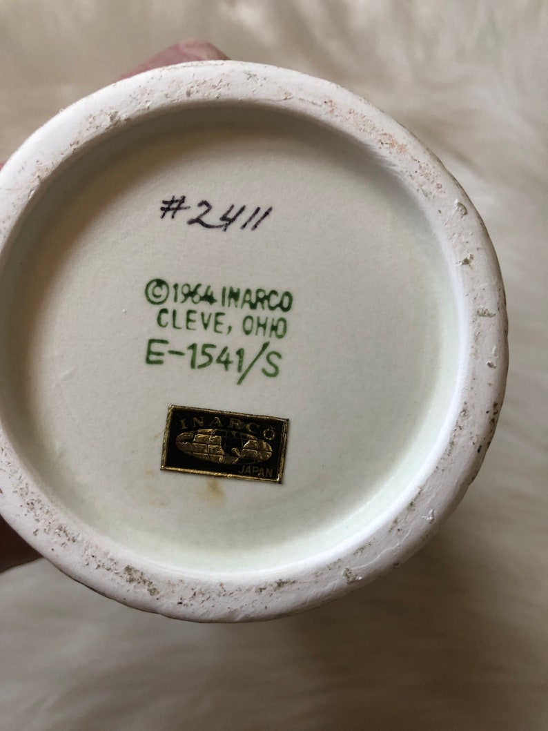 Vintage Inarco Cherub Vase: Gold & Beige Ceramic, Cleveland OH 1964 image 6
