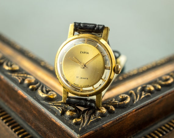 Reloj vintage dorado Reloj vintage. Reloj sovietico Reloj de mujer Reloj sovietico de mujer Zaria 17 joyas relojes sovieticos Etsy Espana