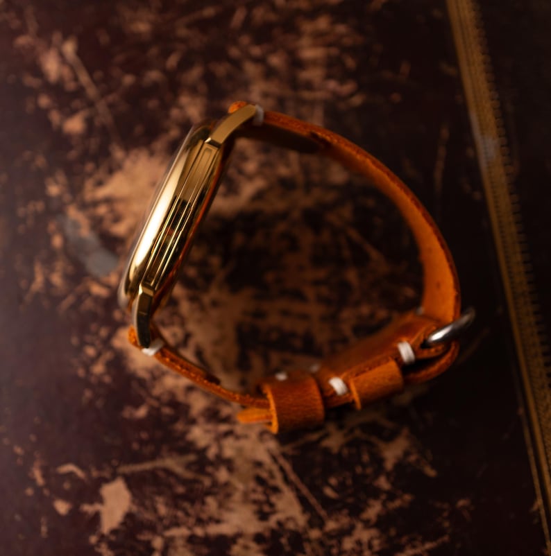 Reloj masónico personalizado, reloj esqueleto hecho a mano con esfera de esmalte frío. Regalo único para hombres. Reloj simbólico de latón con detalles grabados. imagen 11