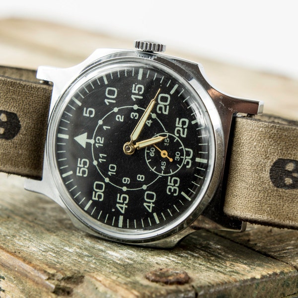 Rare 1960-ies Aviator 24 hours, Soviet military, the air force "Pobeda" ("Victory"), Soviet wristwatch