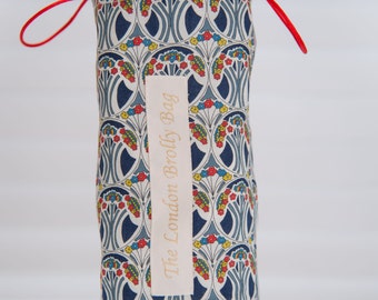 Brolly bag/ umbrella bag.Traditional Navy William Morris print/waterproof umbrella bag/ stylish umbrella carrier/ Liberty print