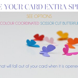 Tarjeta de corazón de mariposas moradas y lilas de mariposa de cumpleaños de nuera, no 3D
