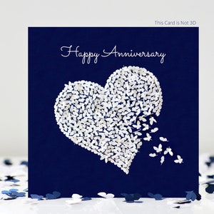 Biglietto d'auguri per anniversario con farfalle bianche e cuori (non 3D)
