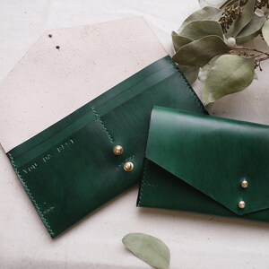 Cadeau de demoiselle d'honneur, sac à main en cuir personnalisé, sac à main à message caché.  Porte-cartes. Cadeau pour un ami.  Pochette en cuir