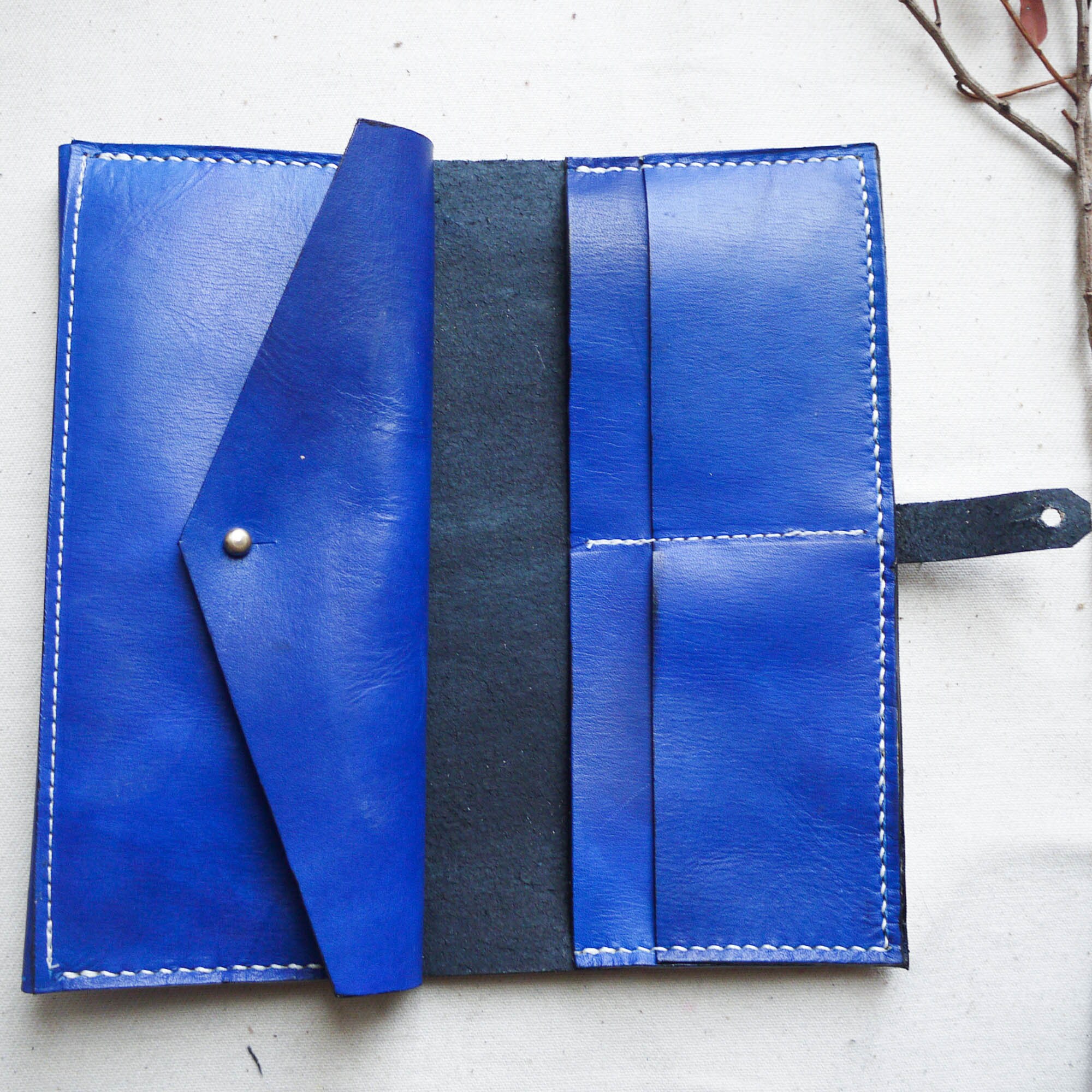 Leather bifold purse hand stitched leather purse. Handmade Etsy