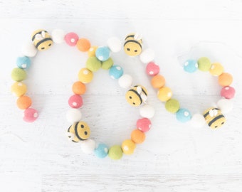 BEE KIND Felt Ball Garland - Felted Bees, Bumble Bee, Honey Bee, Spring, Summer, Rainbow, Dots, Classroom, Playroom, Birthday