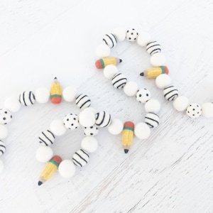NO. 2 PENCIL Felt Ball Garland – Back to School, Pencil Garland, Scribbles, Felt Pencils, Pom Pom Garland, Classroom Decor, Teacher Gift