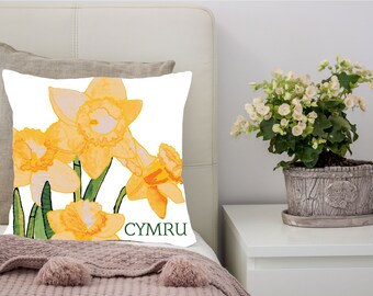 Welsh Daffodil Cushion, 18"/45.5cm square, Clustog Cennin Pedr Cymreig, Cymru,