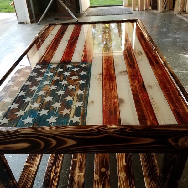 Couchtisch mit amerikanische Flagge