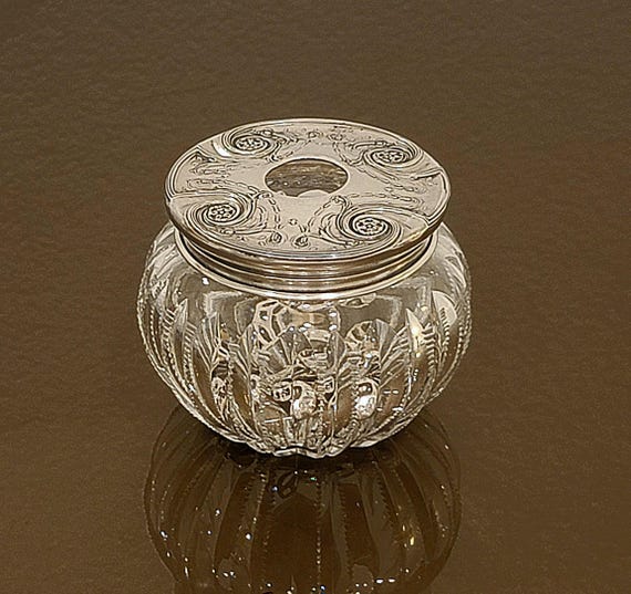 Antique R. Wallace and Sons Sterling Silver & Cut Crystal Hair Receiver – Art Nouveau Vanity Jar – Elegant Dresser Box