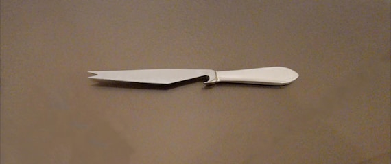 Sterling Handle Bar Knife