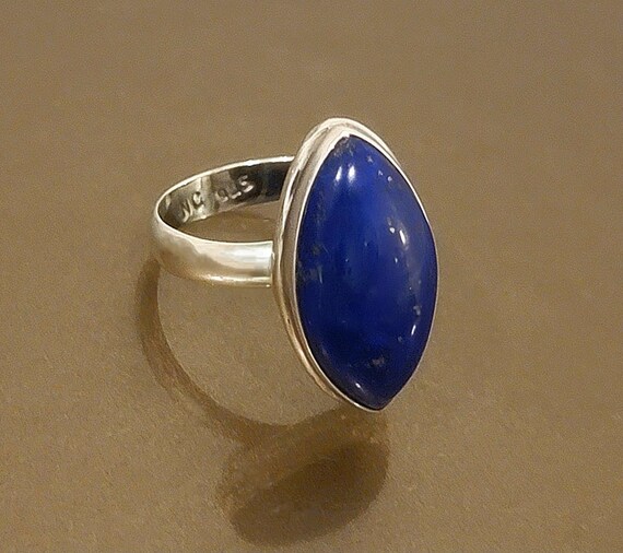 Vintage Lapis Lazuli Ring – Size 7 – Sterling Silver Statement Ring – Natural Deep Blue Gemstone
