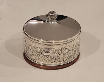 Vintage Gorham Sterling Silver Covered Keepsake Box – Hand-Chased Nature Design – Brown Velvet Interior