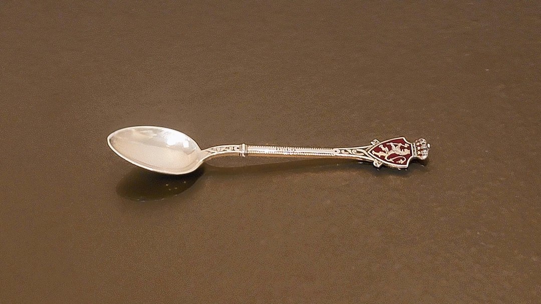 David-andersen Oslo Norway Sterling Silver Souvenir Spoon – Red