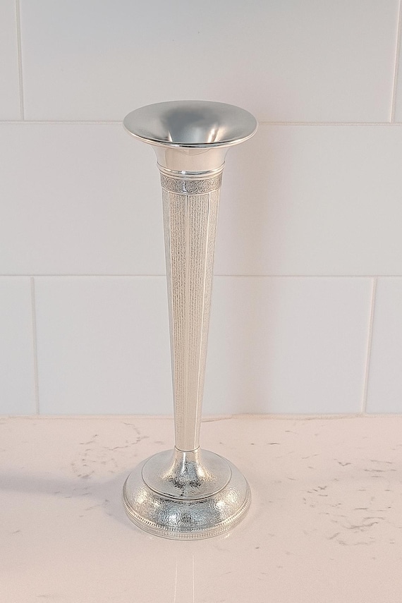 Vintage 10" Sterling Silver Vase by Manchester Silver Co. – Hand-Hammered Elegance